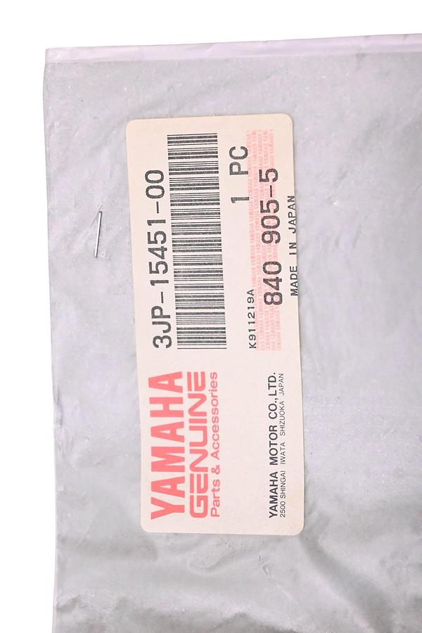 Yamaha 3JP-15451-00-00 Gasket, Cover 1; New # 3JP-15451-01-00 Made by Yamaha