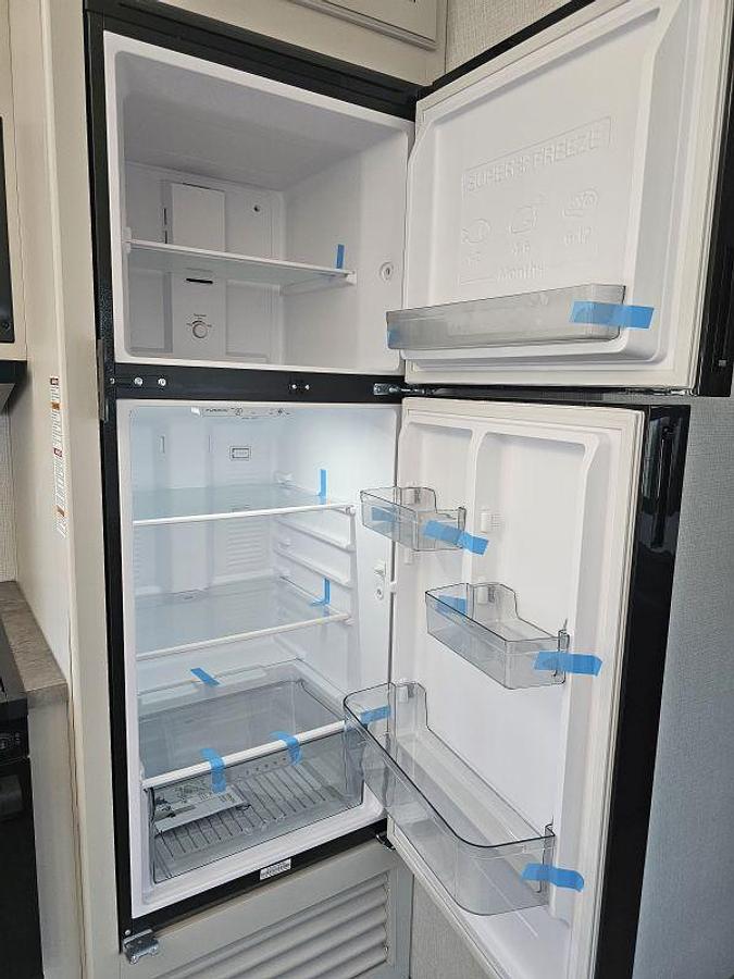 2025 Keystone RV Cougar Half-Ton 32BHS