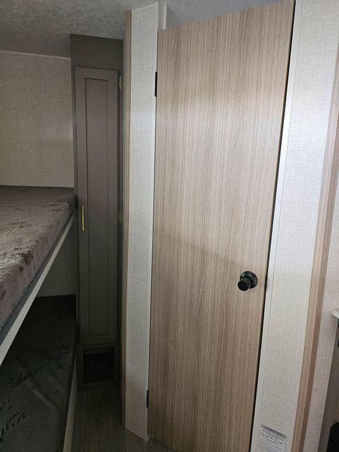 2025 KZ RV Sportsmen Classic 130BH