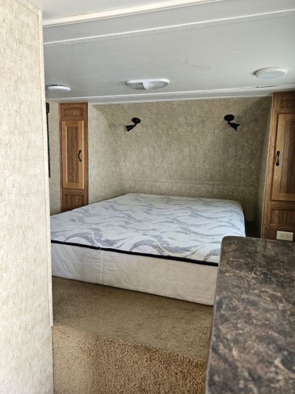 Used 2012 Skyline KOALA 27CDS