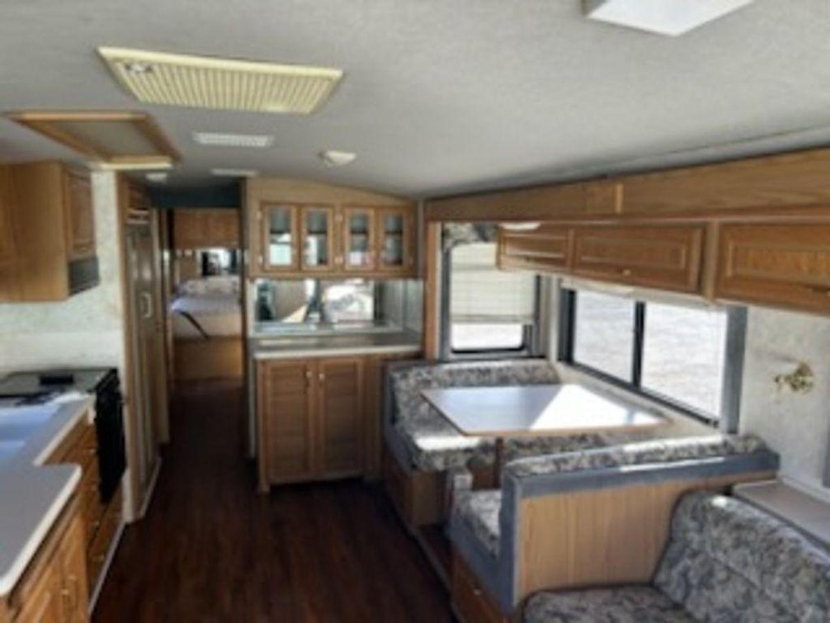 Used 1999 FLEETWOOD 39Z