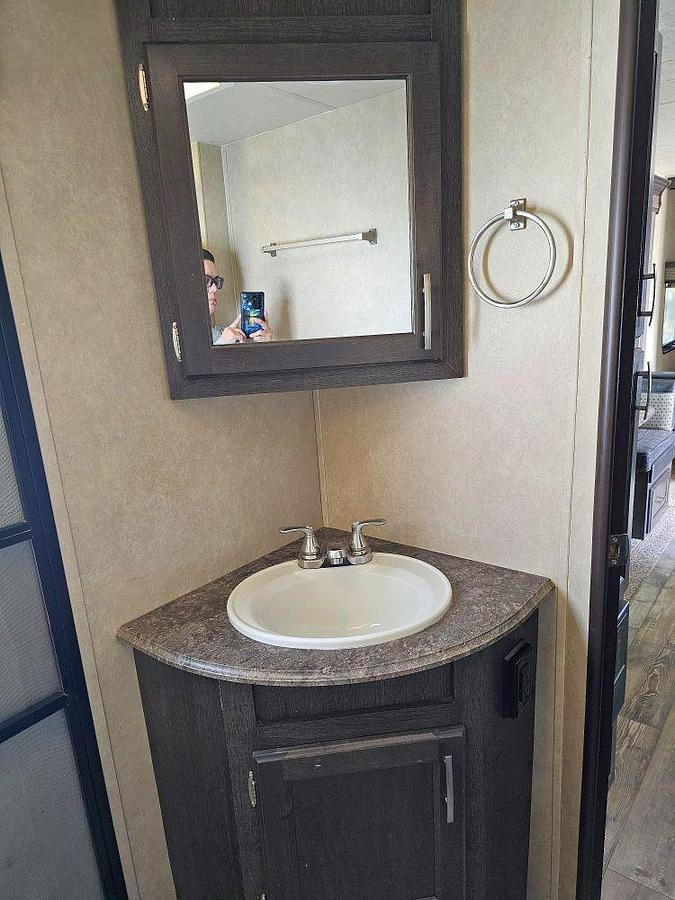 Used 2018 FOREST RIVER SONOMA 240BHS