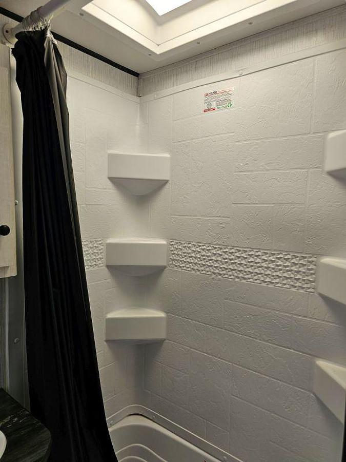 Used 2022 HEARTLAND TRAIL RUNNER 21JM