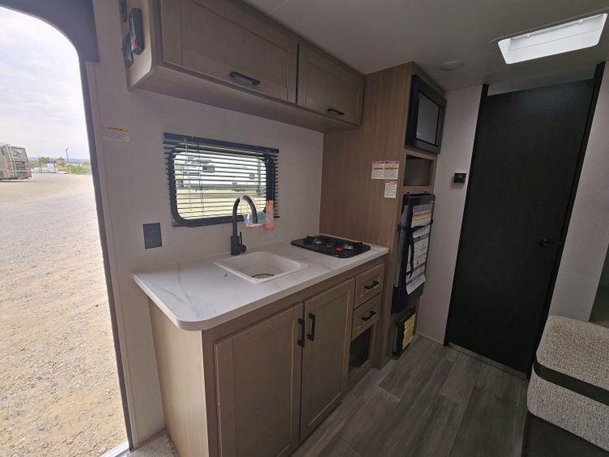 2027 HEARTLAND BY JAYCO PROWLER 1700BH
