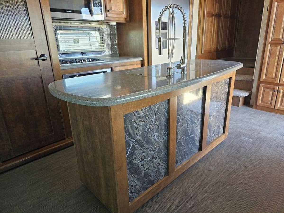 Used 2018 HEARTLAND  BIG COUNTRY 3560 SS