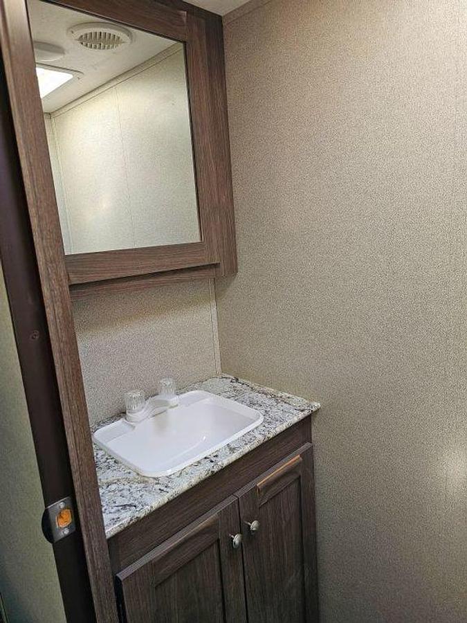 Used 2018 Keystone RV Hideout 308BHDS