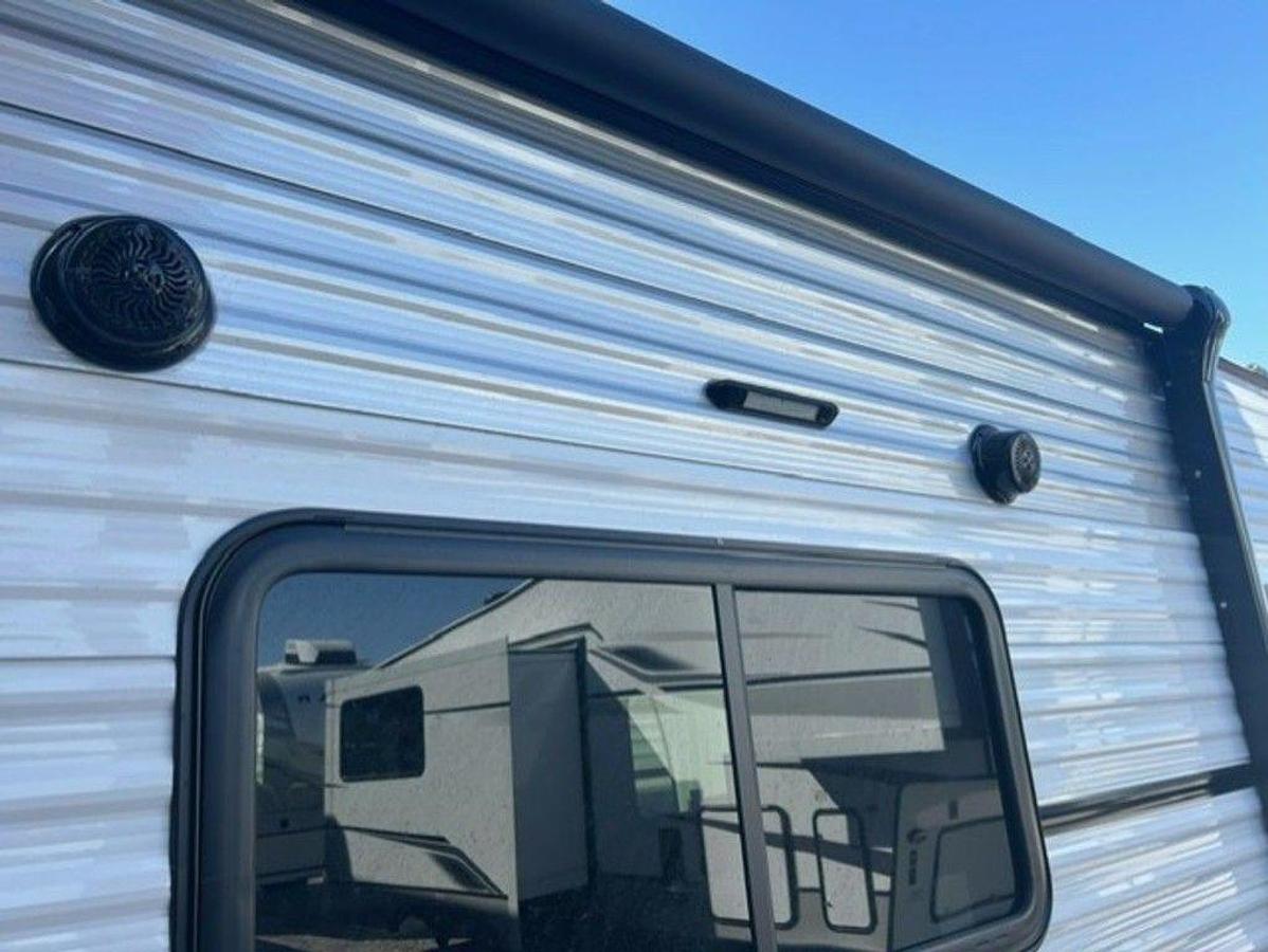 2025 KZ RV Sportsmen Classic 160QB