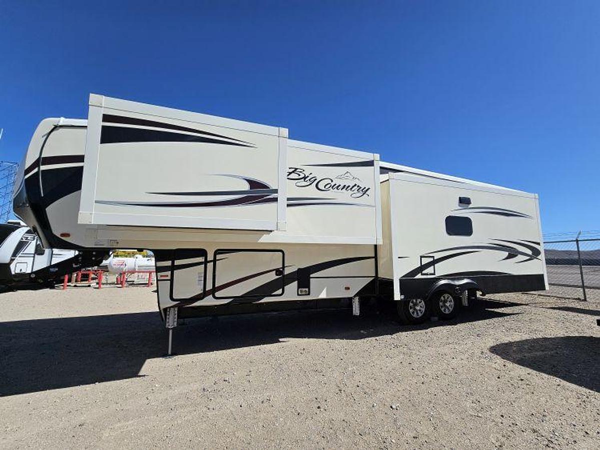 Used 2018 HEARTLAND  BIG COUNTRY 3560 SS
