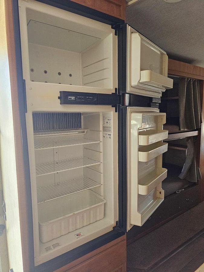 Used 2008 WINNEBAGO ACCESS WF231J
