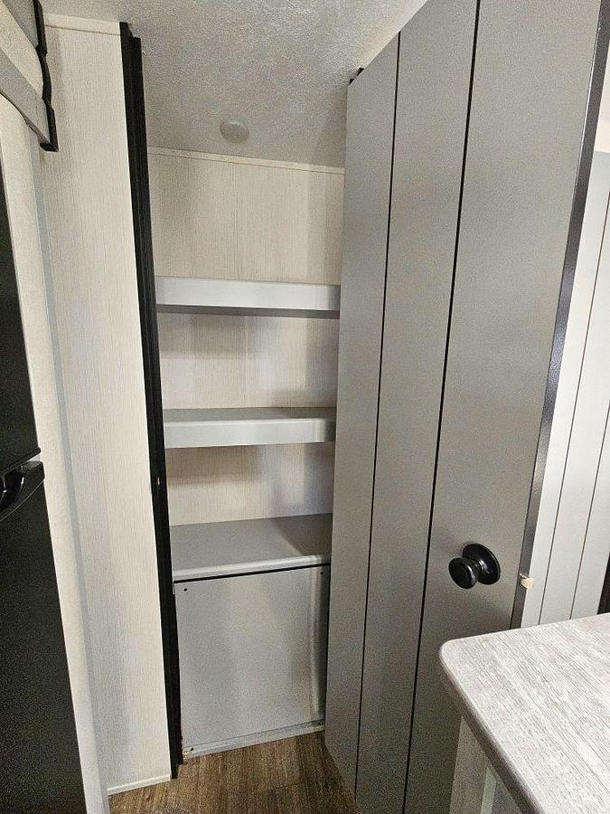 Used 2021 FOREST RIVER VIBE 34BH