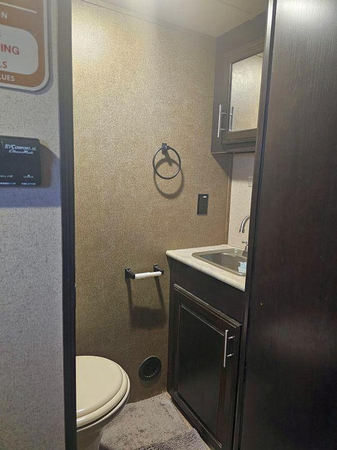 Used 2016 Jayco Seismic Wave 412W