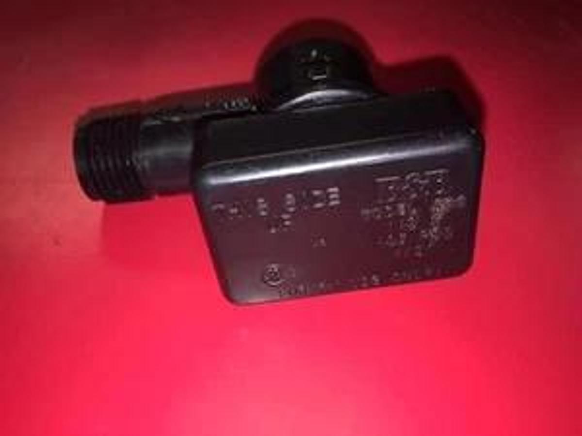 RV/Camper B&B JR Products 571-Vac-Chk-A Flusher Vacuum Breaker/Check Valve