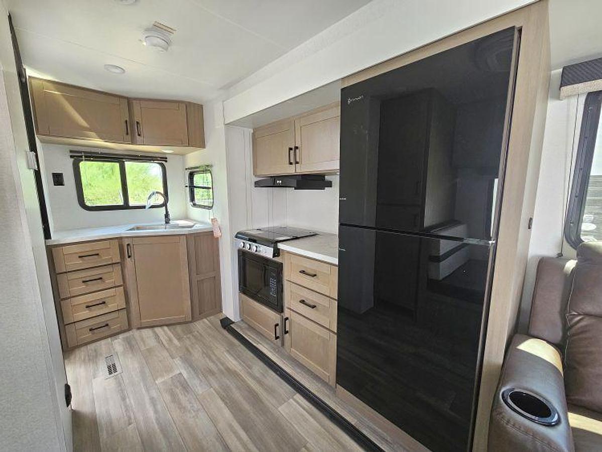 2027 HEARTLAND BY JAYCO PROWLER 2201 MDS
