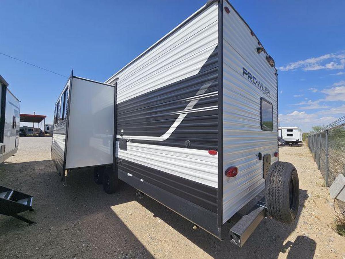 2027 HEARTLAND BY JAYCO PROWLER 2802BHS