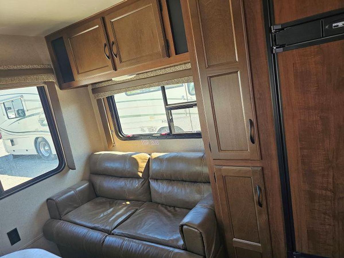 Used 2015 JAYCO JAY FLIGHT 19RD