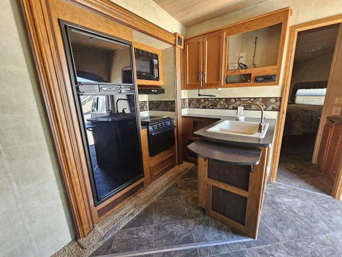Used 2013 Keystone RV RAPTOR 26FS