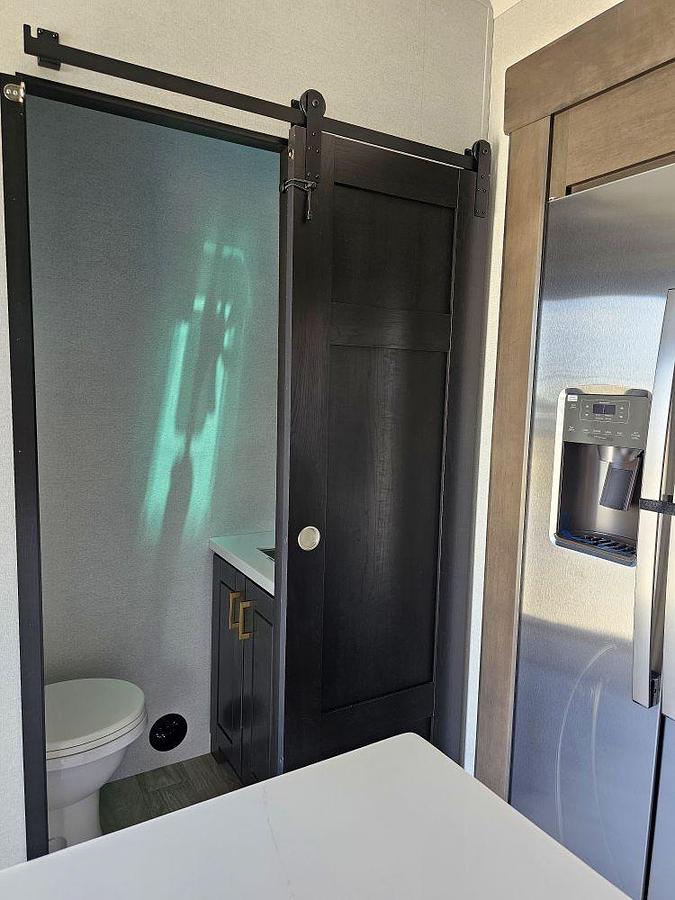 2027 HEARTLAND BY JAYCO BIGHORN 39FL