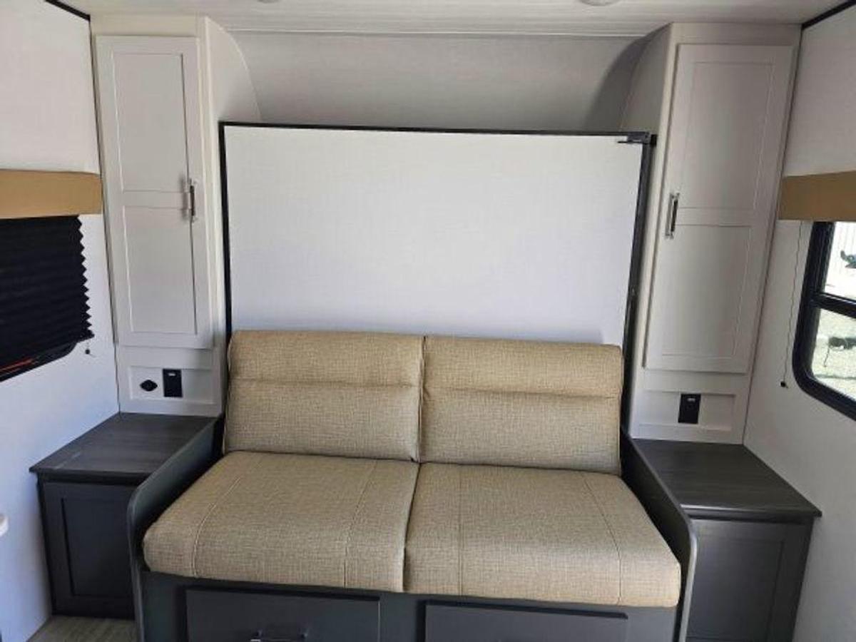 2025 Keystone RV Bullet Classic Travel Trailers 2140BH