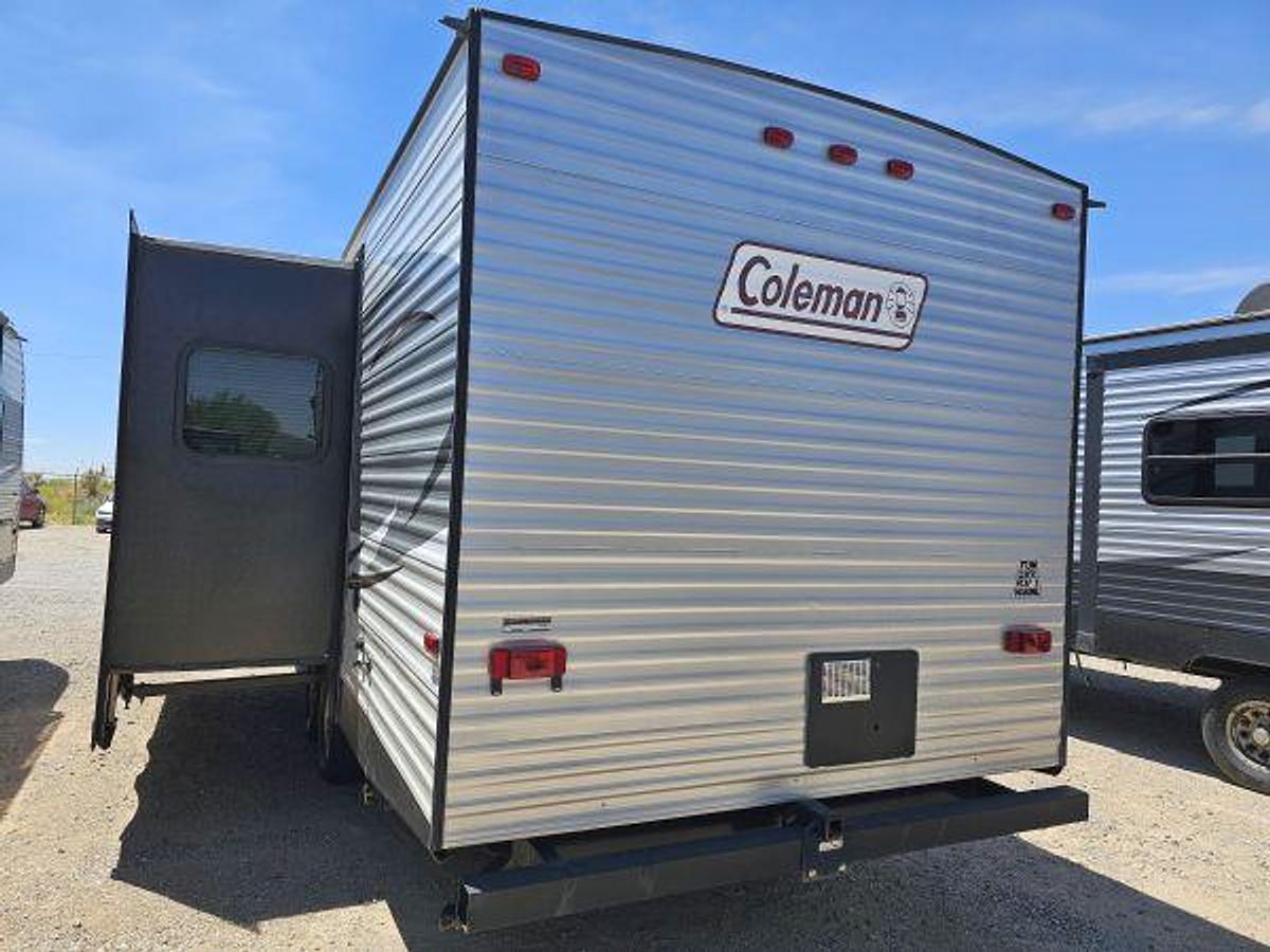 Used 2016 DUTCHMEN COLEMAN 262BH