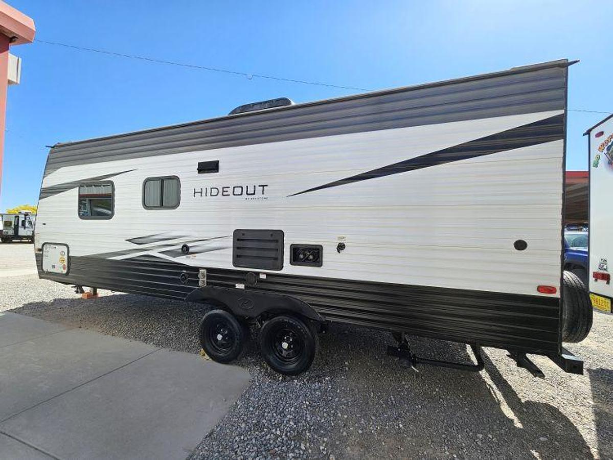Used 2021 Keystone RV HIDEOUT 21BHWE