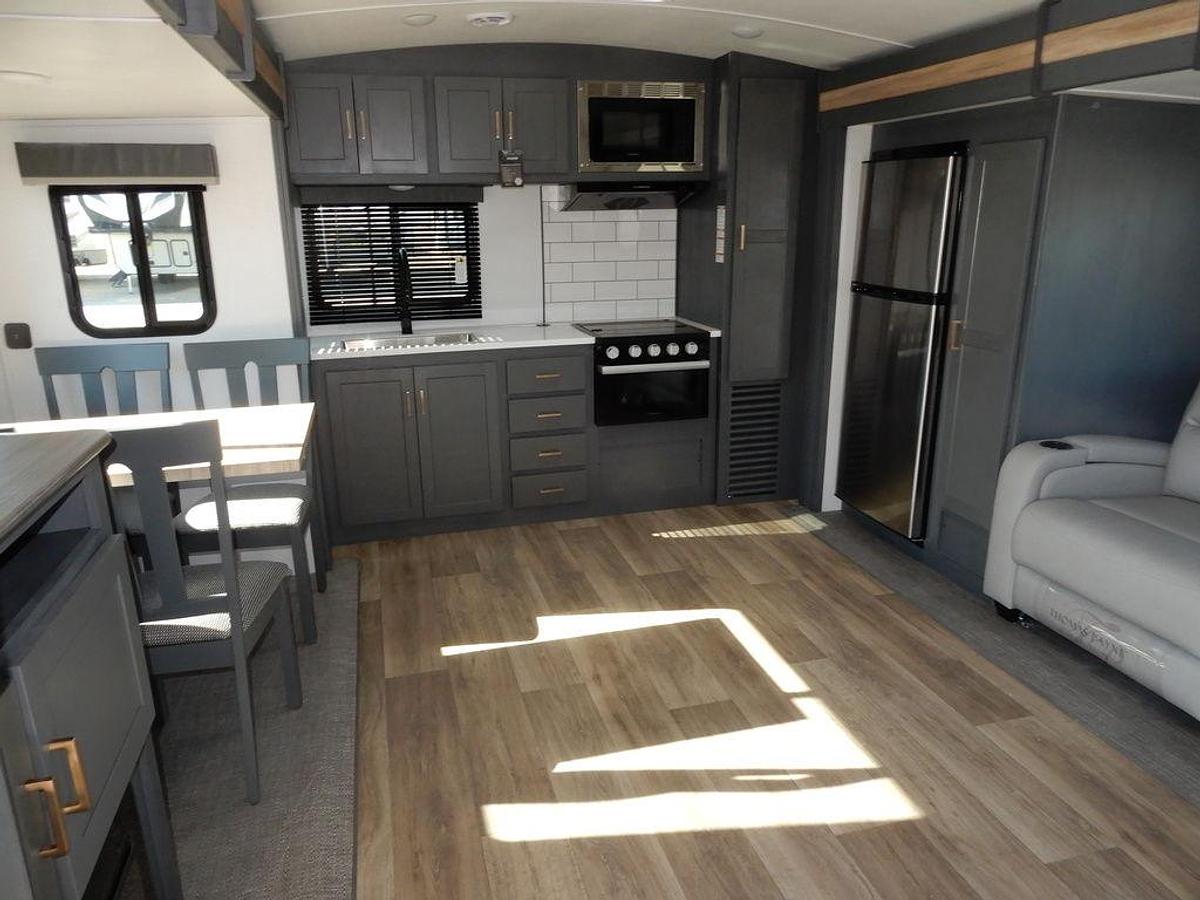 2024 Keystone RV BULLET PREMIER 25RKPR
