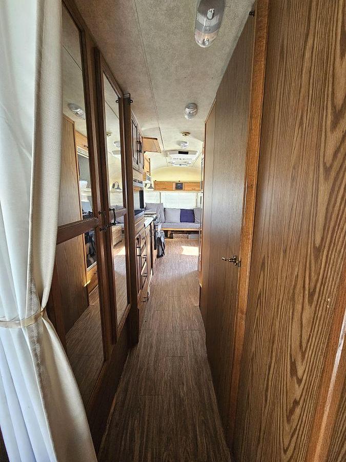 Used 1993 AIRSTREAM EXCELLA 29