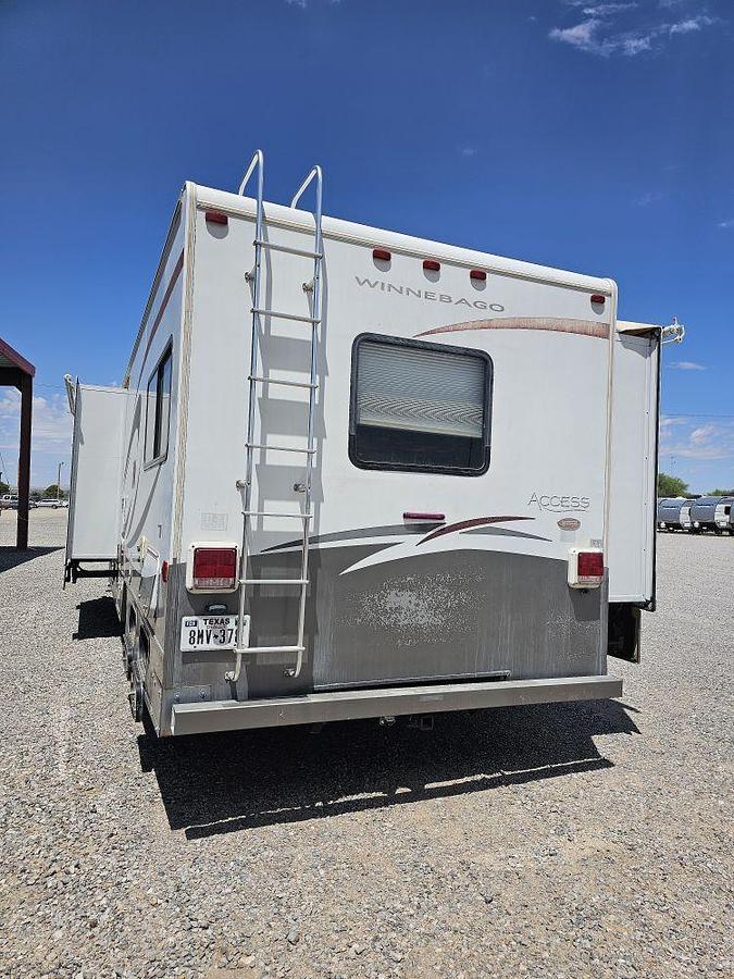 Used 2008 WINNEBAGO ACCESS WF231J