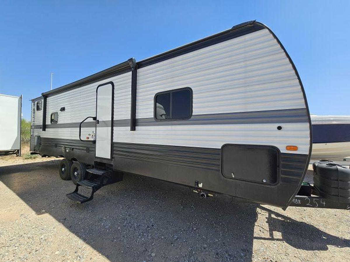 Used 2024 Keystone RV HIDEOUT 291BR