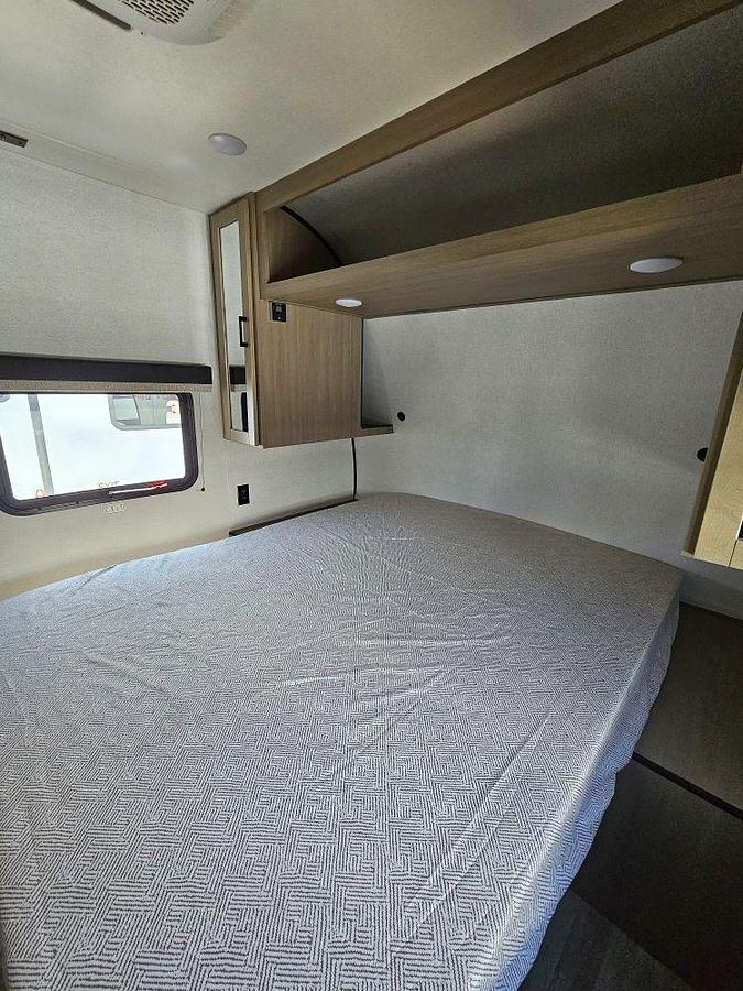 2027 HEARTLAND BY JAYCO PROWLER 2702BHS