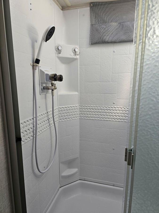 Used 2021 FOREST RIVER ROCKWOOD ULTRA LITE 2606WS