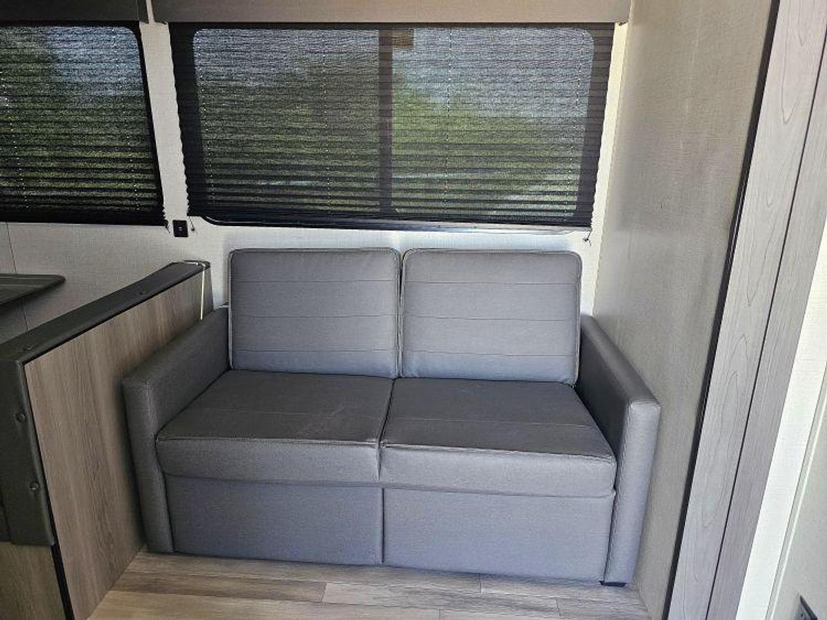Used 2024 Keystone RV HIDEOUT 291BR