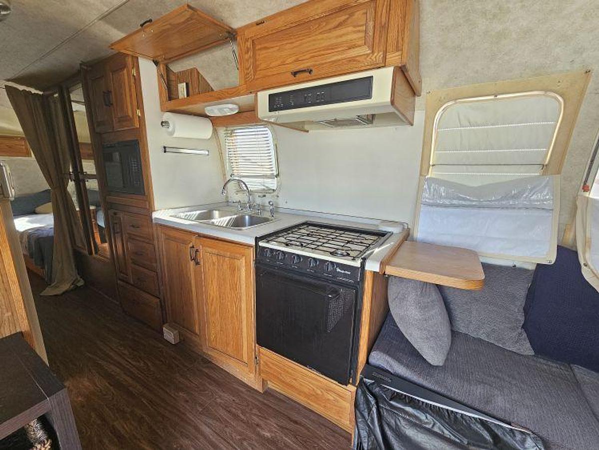Used 1993 AIRSTREAM EXCELLA 29