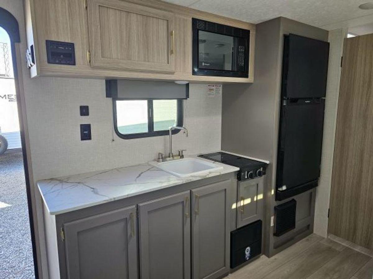 2025 KZ RV Sportsmen Classic 181BH