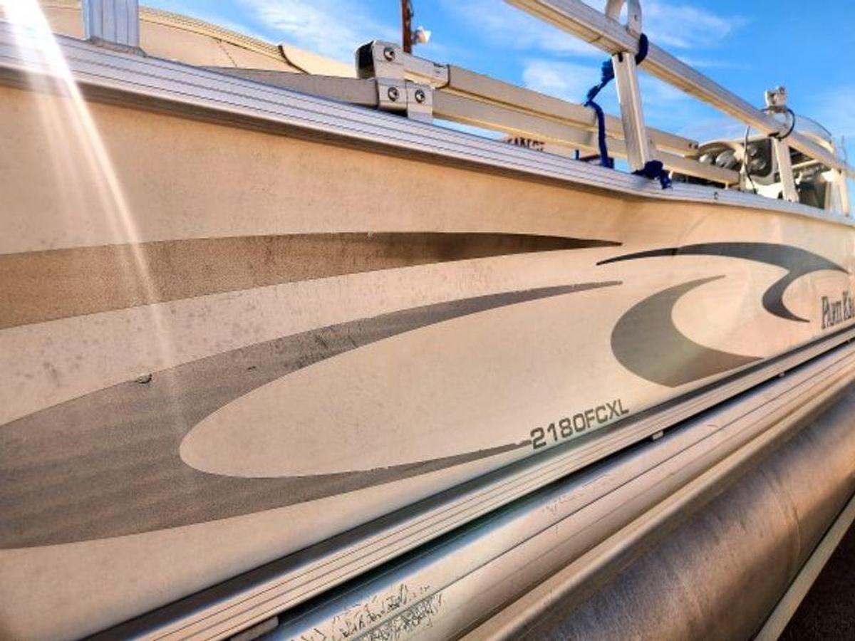 Used 2007 GODFREY 2180FCXL