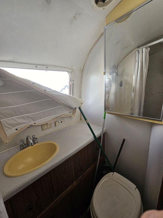Used 1993 AIRSTREAM EXCELLA 29