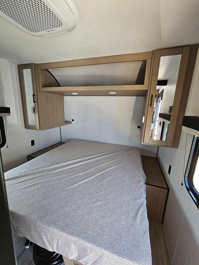 2027 HEARTLAND BY JAYCO PROWLER 3202DSB