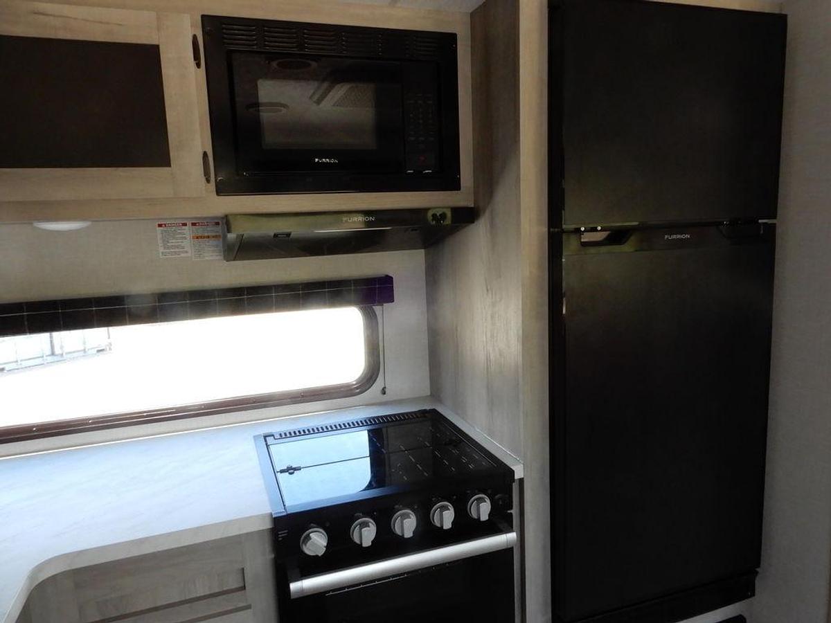 2024 KZ RV Sportsmen SE 292RBKSE