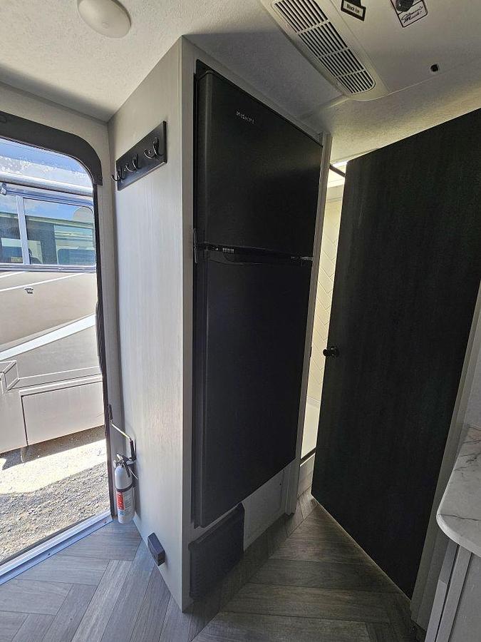 Used 2022 FOREST RIVER SALEM FSX 169RSK