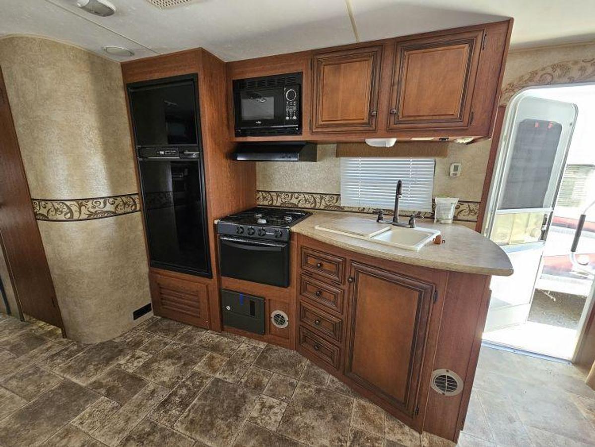 Used 2012 KZ RV SPREE 280RLS