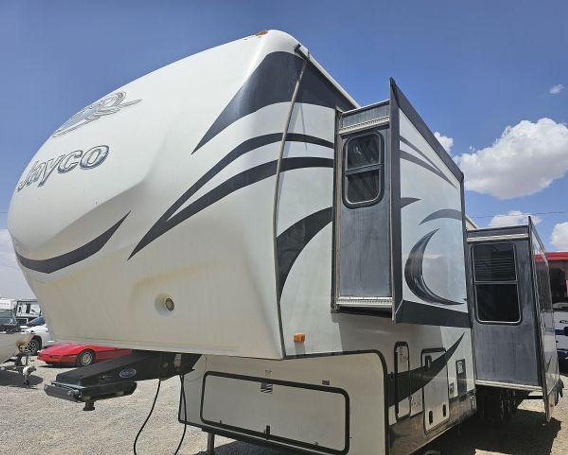 Used 2016 Jayco Seismic Wave 412W
