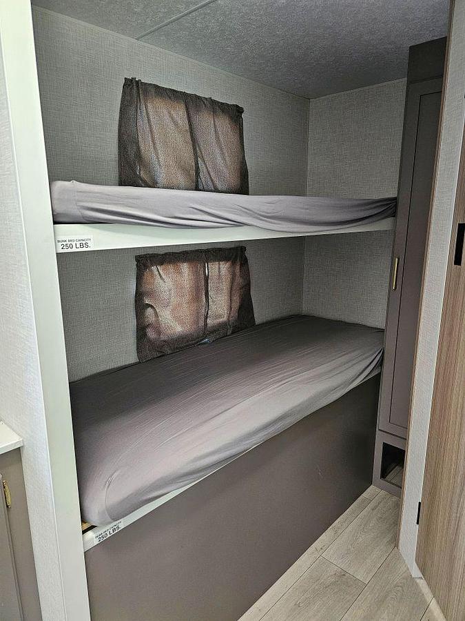 Used 2025 KZ RV SPORTSMEN CLASSIC 191BHK