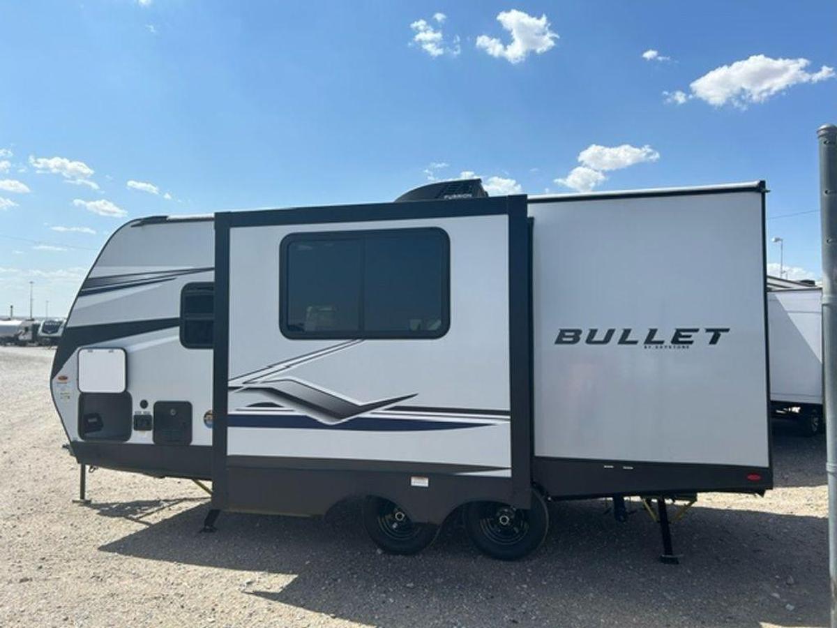 2025 Keystone RV Bullet Classic Travel Trailers 1840RB