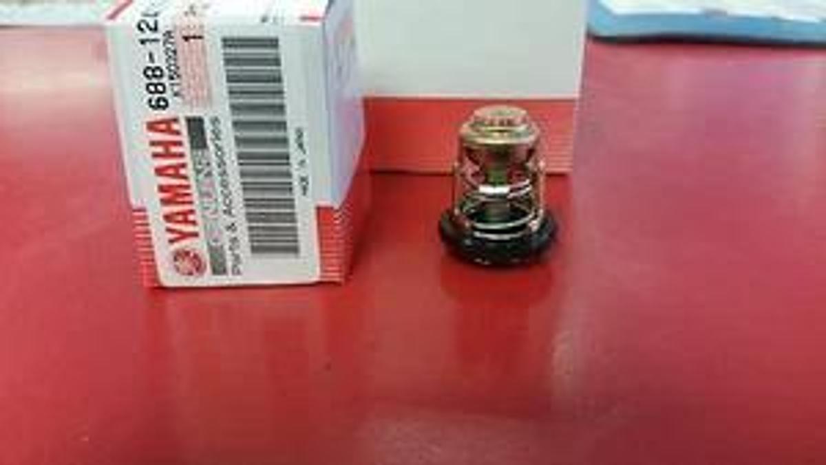 Yamaha 25,30,40,50,B90,C30,C75,C80,C90 HP Thermostat 688-12411-11-00