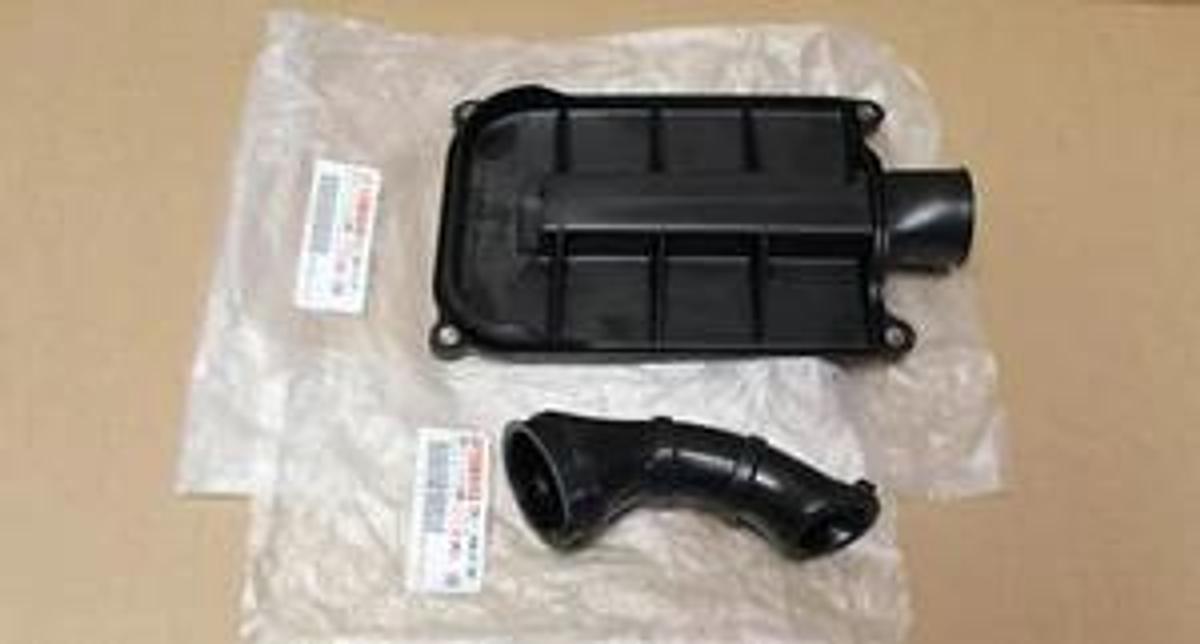 Yamaha Blaster Air Box Cover & Snorkel 88-06 OEM 2XJ-14412-01-00 2XJ-14437-00-00