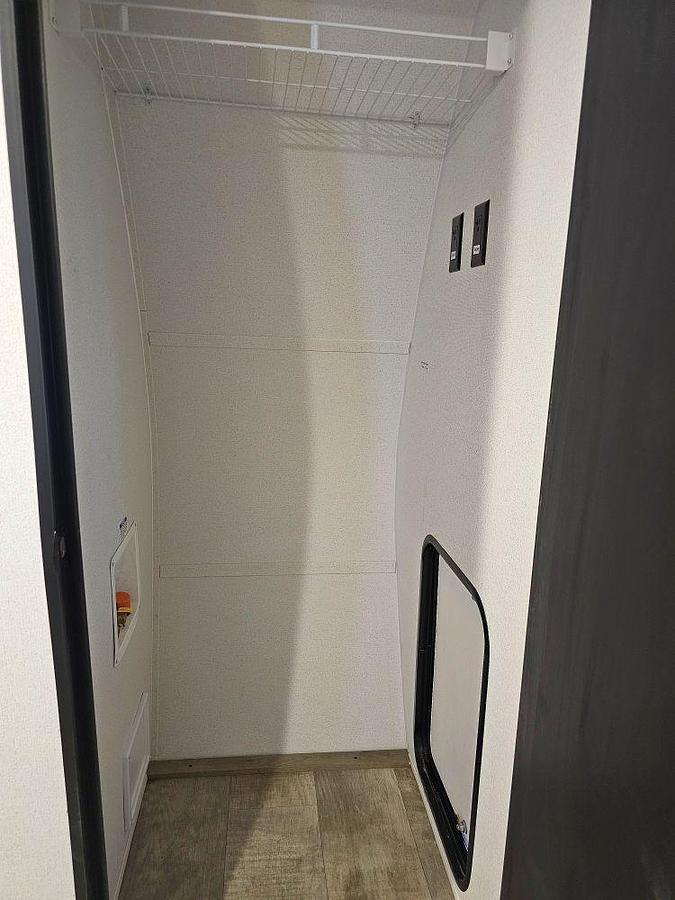 Used 2025 FOREST RIVER PUMA 32BHFS