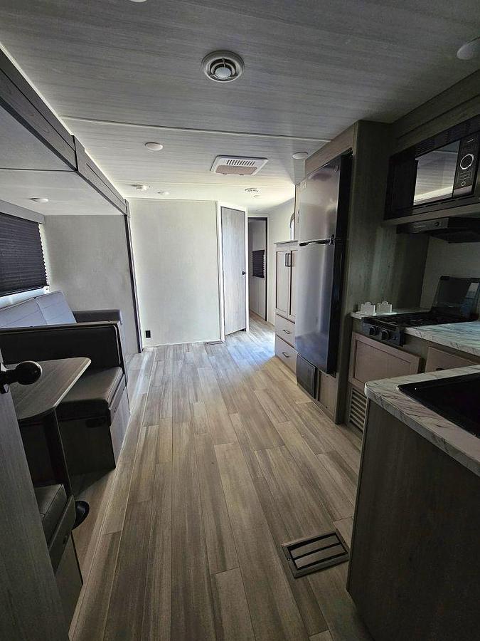 Used 2024 Keystone RV HIDEOUT 291BR