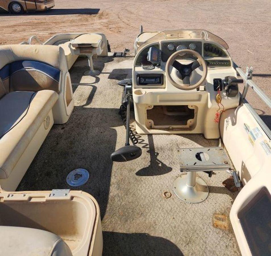 Used 2007 GODFREY 2180FCXL