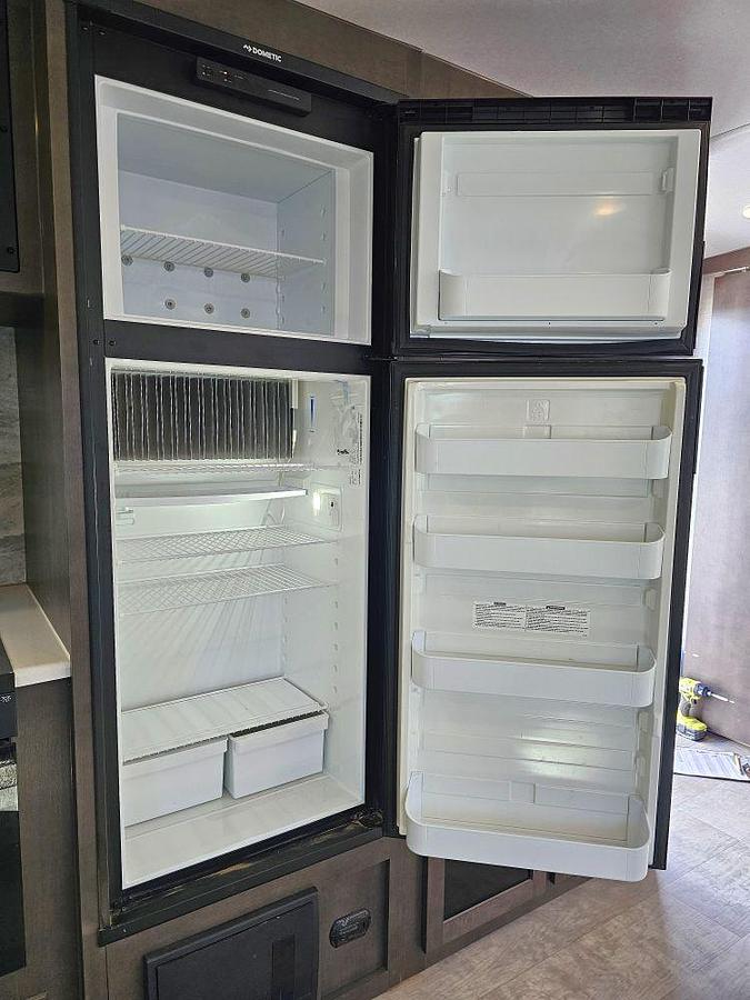 Used 2021 FOREST RIVER ROCKWOOD ULTRA LITE 2606WS