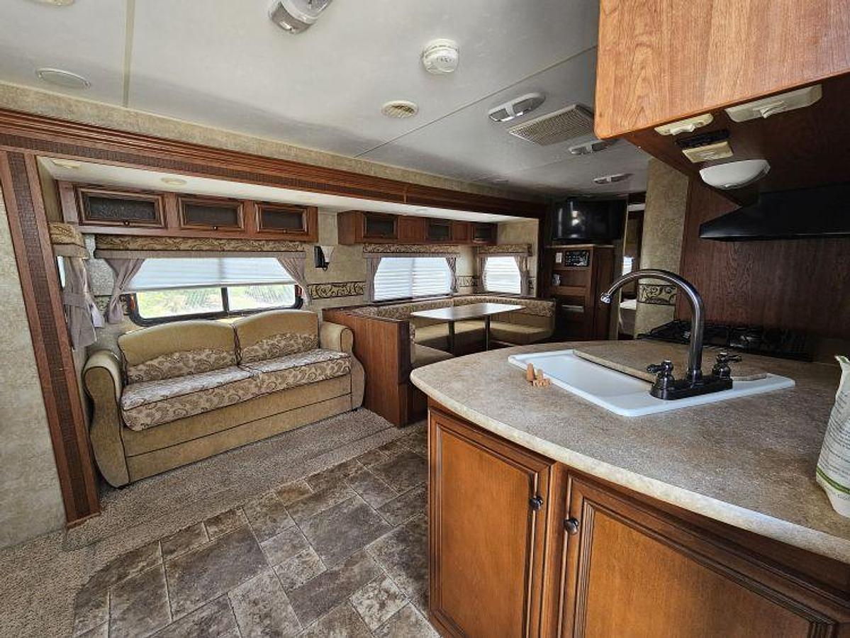 Used 2012 KZ RV SPREE 280RLS