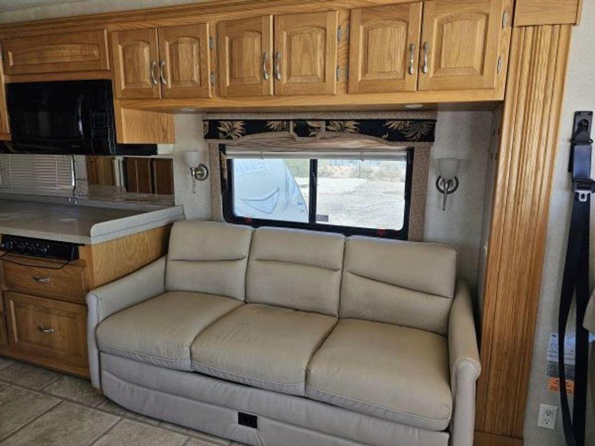 Used 2007 Newmar  KOUNTRY STAR 3916